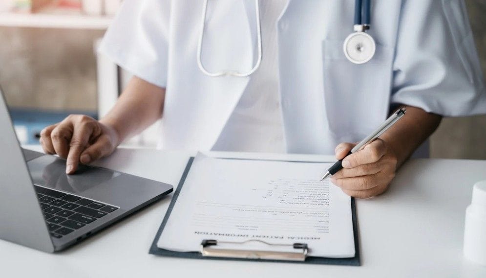 Sustainability in Fertility Clinics: How Software Reduces Carbon Footprint